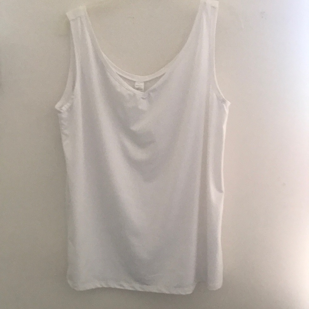 Avenue White Sleeveless Tank Top